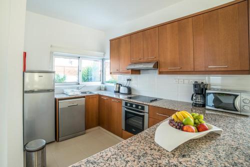 Villa In Pegeia Sleeps 6 Includes Swimming Pool And Air Con 1