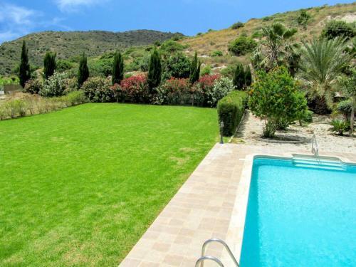 Villa In Pissouri Sleeps 6 Includes Swimming Pool And Air Con