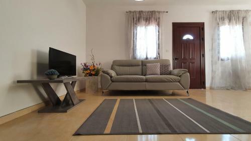 Dafni Villa 8