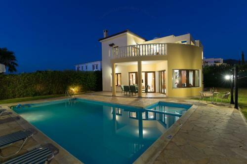 Villa Tsikkos Tria