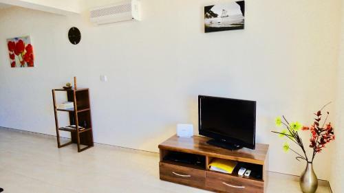 Stunning 2-bed Apartment In Poli Crysochous