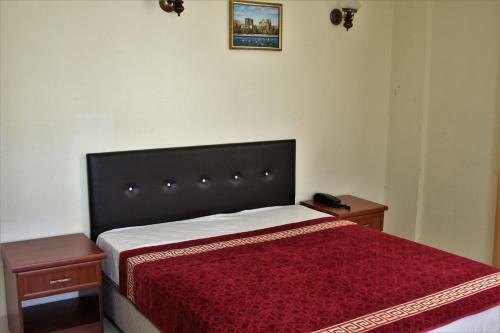 Kasgar Court Hotel