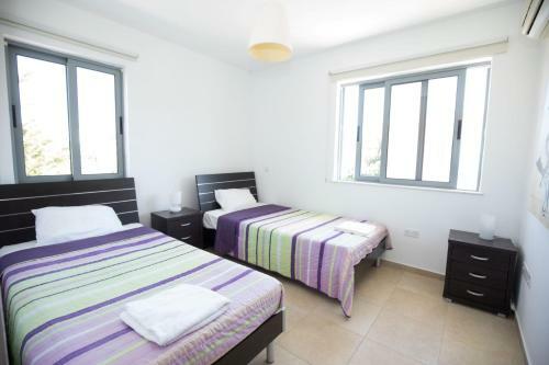 Villa Sunflower - 2 Bed Villa Protaras