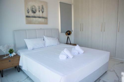 Travertine Cove Villa