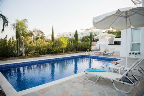 Travertine Cove Villa