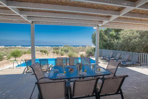 Luxury 4 Bedroom Villa With Private Pool, Protaras Villa 1237