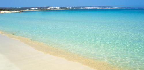 Luxury 4 Bedroom Villa With Private Pool, Protaras Villa 1237