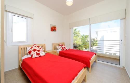 Three Bedrooms Villa 1258