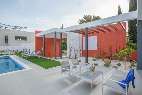 Villa Colour Residerences