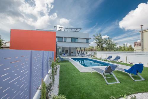 Villa Colour Residerences