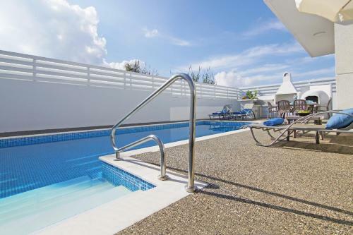 Villa Thea Athena