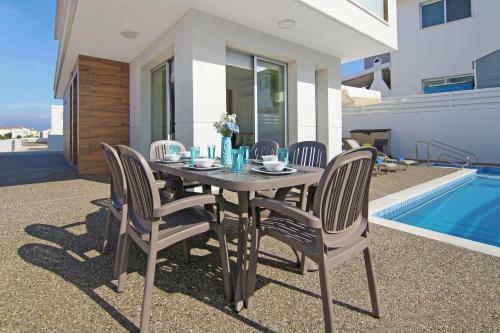Villa Thea Athena