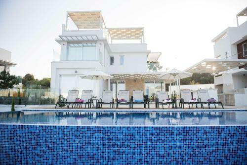 Indigo Vista Villa