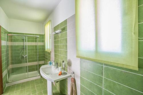 Villa In Protaras Sleeps 8 Includes Swimming Pool And Air Con 5