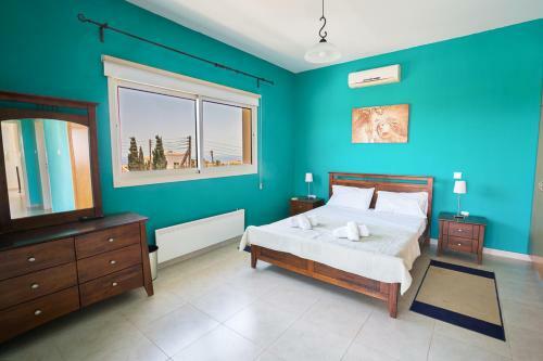 Villa In Protaras Sleeps 6 With Pool