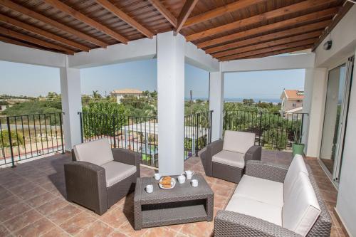Villa In Protaras Sleeps 6 With Pool