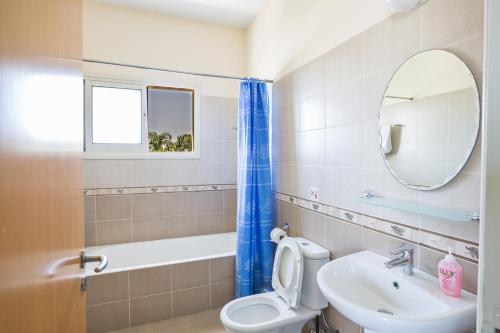 Villa In Protaras Sleeps 6 With Pool