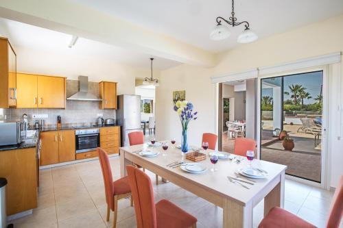 Villa In Protaras Sleeps 6 With Pool