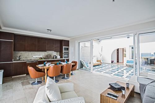 Five Bedrooms Villa Star Private Villa 1272