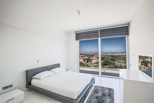 Villa In Protaras Sleeps 6 Includes Swimming Pool And Air Con