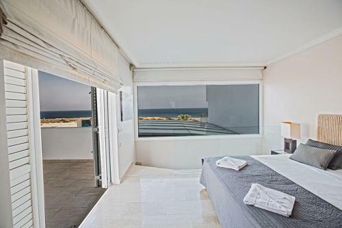 Villa Fig Tree Bay Seafront Luxury 5bdr Seafront Protaras Villa With Panoramic Sea Views