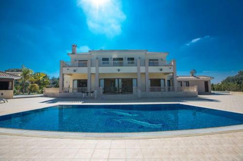Villa Protaras Deluxe Fabulous And Luxurious 7bdr Villa Close To Fig Tree Bay Beach