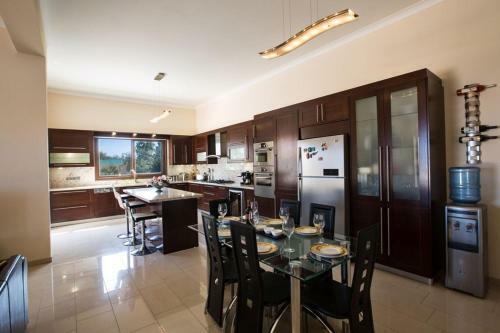 Villa Protaras Deluxe Fabulous And Luxurious 7bdr Villa Close To Fig Tree Bay Beach