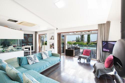 Oscar Domain Villa
