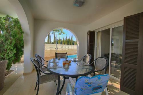 Villa Fig Tree 3 Bed Villa Heated Pool Protaras
