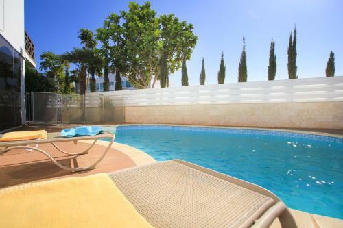 Villa Fig Tree 3 Bed Villa Heated Pool Protaras