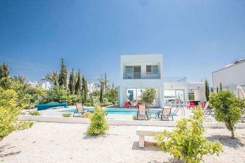Villa Ochosto Chrysos - Stunning 5 Bedroom Protaras Villa - Close To Fig Tree Bay Beach