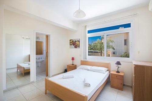 Protaras Villa Sleeps 6 With Pool