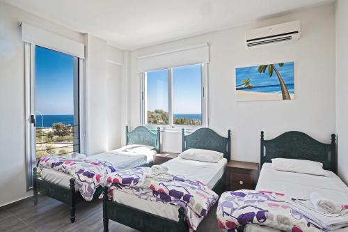 Protaras Villa Sleeps 9 With Pool And Air Con