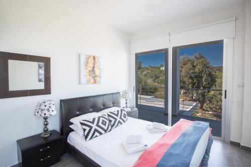 Protaras Villa Sleeps 9 With Pool And Air Con