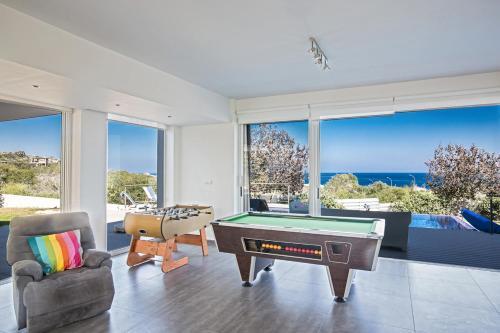 Protaras Villa Sleeps 9 With Pool And Air Con