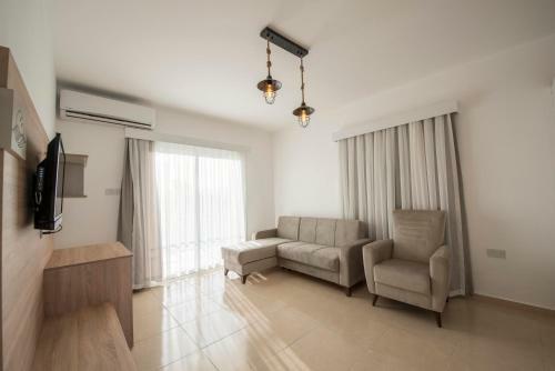Apartamento Deniz Airport Suites