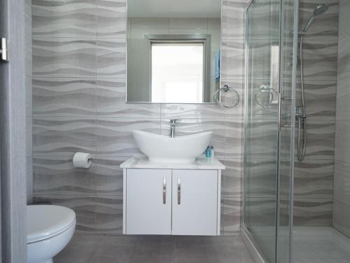 5 Star Private Villa, Protaras, Protaras Villa 1222