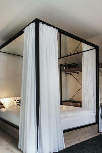 Hotel Apartm�nov� D?m U Tomana