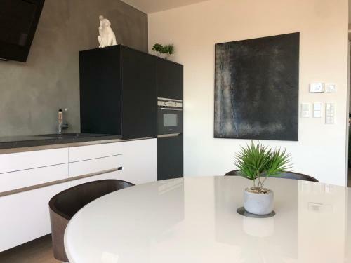 7th Heaven Apartments
