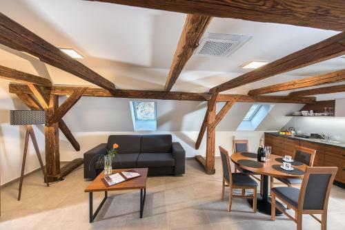 Hostal Residence Hlubok�