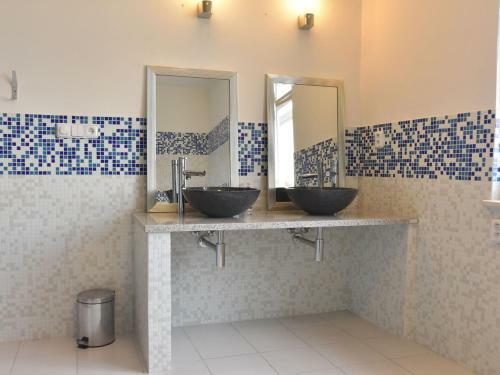 Very Comfortable, Detached Holiday Home With Spacious Garden And A Vast View