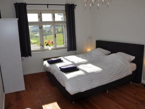 Very Comfortable, Detached Holiday Home With Spacious Garden And A Vast View