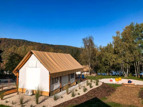 Marina & Glamping Nov� ?ivoho??