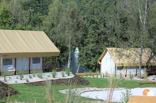 Marina & Glamping Nov� ?ivoho??