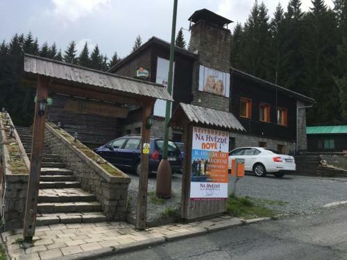 Hostal Penzion A Restaurace Na Hv?zd?