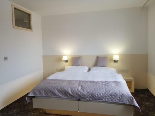 Hotel Chmelnice
