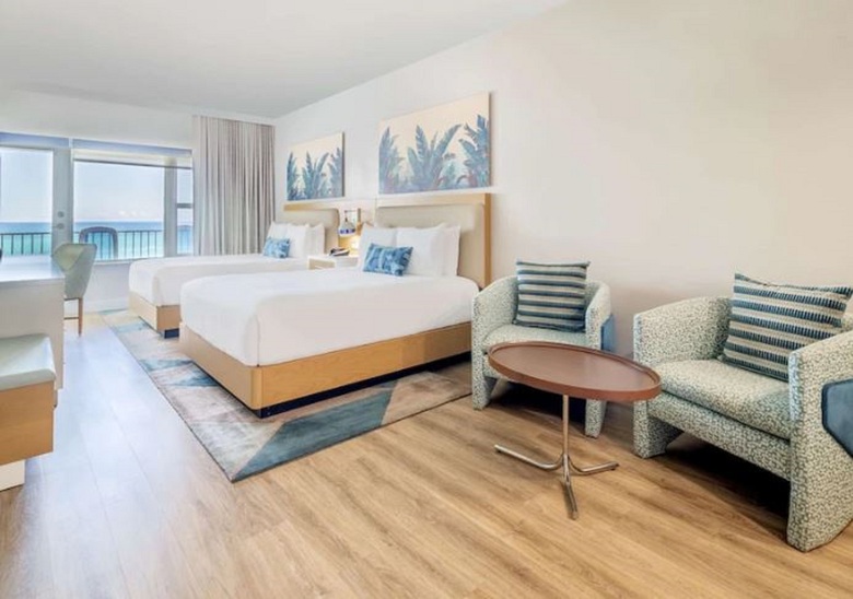 Hotel Radisson Resort Miami Beach