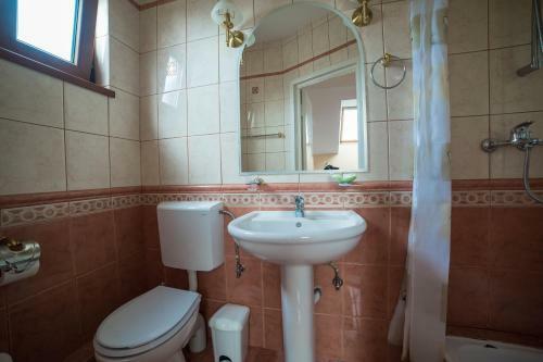 Hostal Pension Hotel Fast