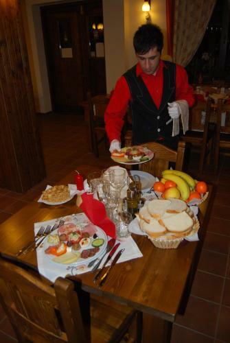 Hostal Cabana Conacul Ursului