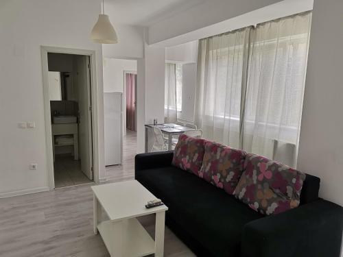 Apartamente Sara 2013